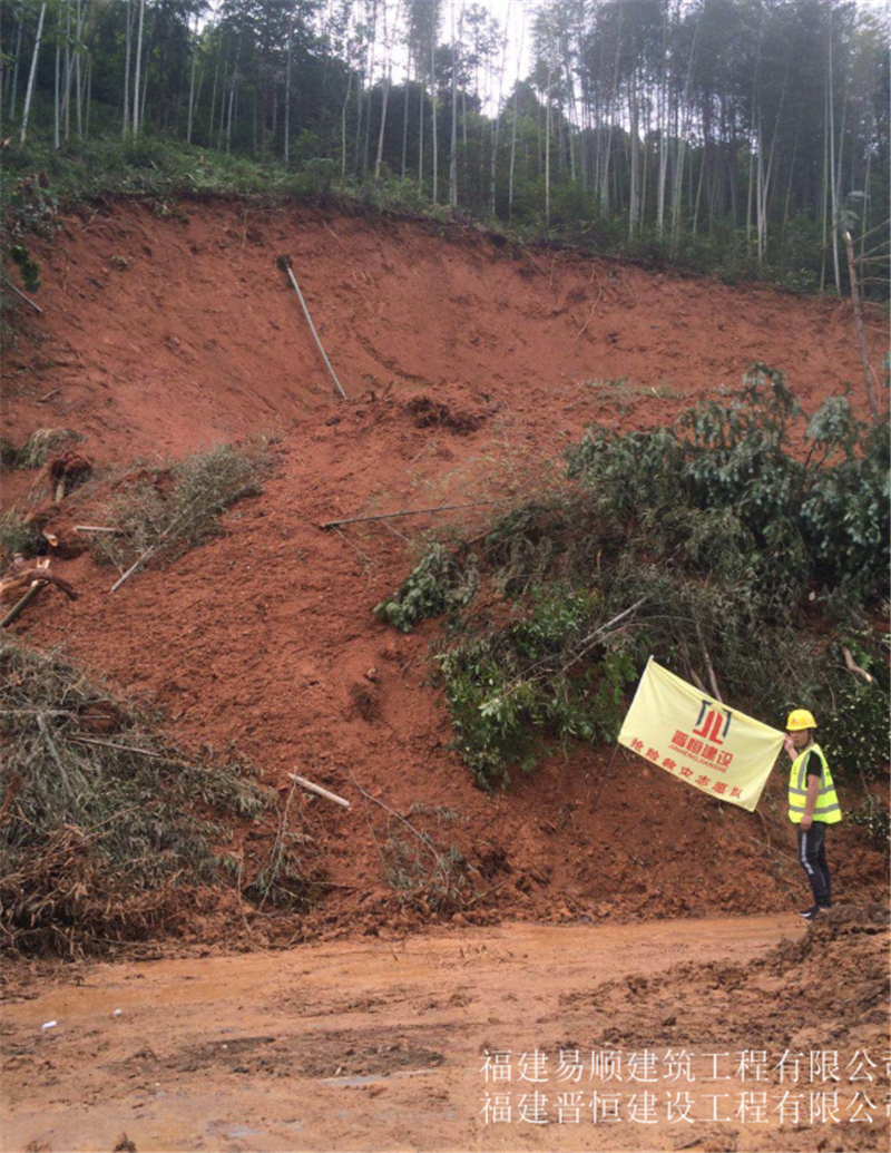 福建易順,晉恒建設(shè),奔走于災(zāi)后重建前線