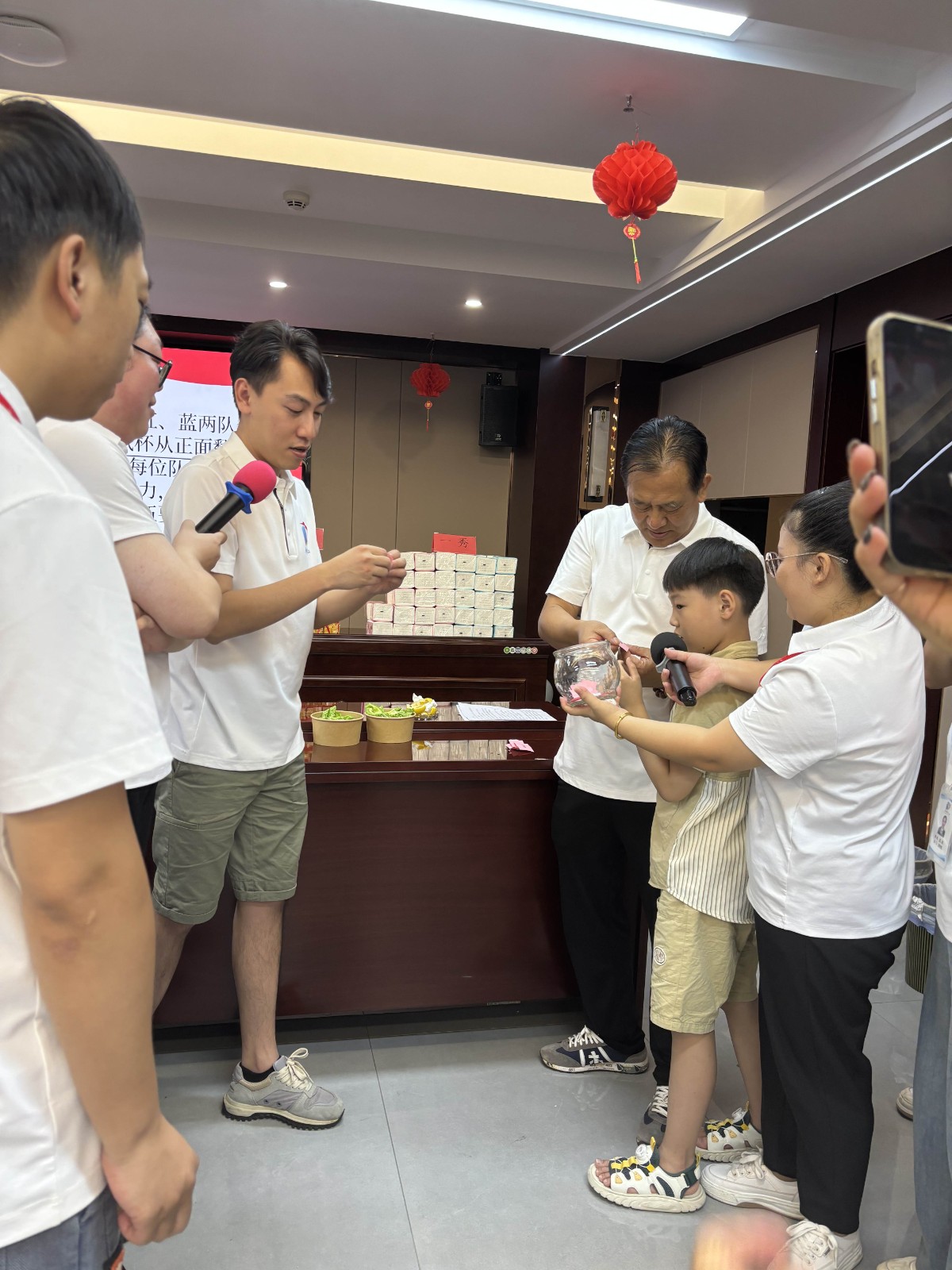 “易聚中秋團圓意，順啟事業(yè)新篇章”易順建工集團2024年中秋活動圓滿舉行